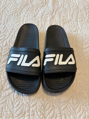 Fila Black Slides with White Logo Strap